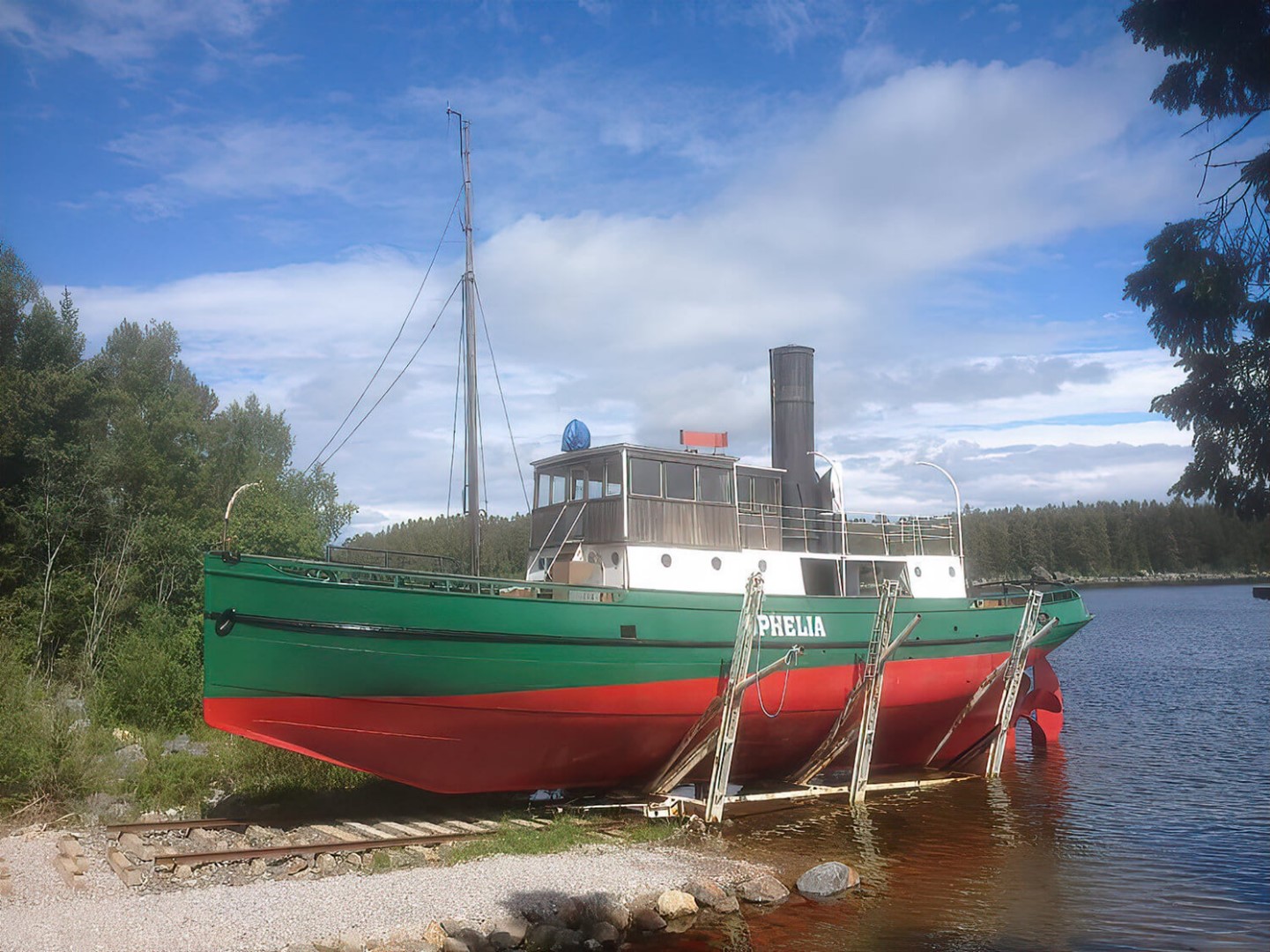 S/S Ophelia i Galtströms hamn (Utterviken)