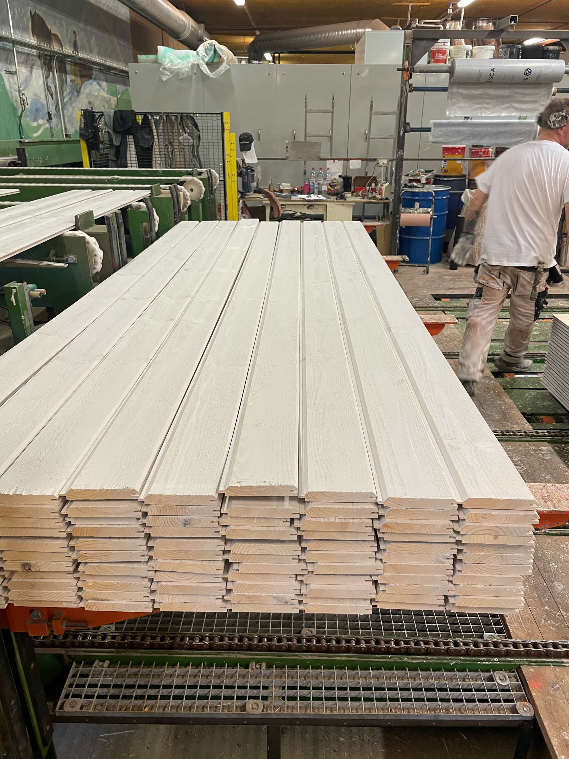 A cladding made out of Lodgepole Pine.