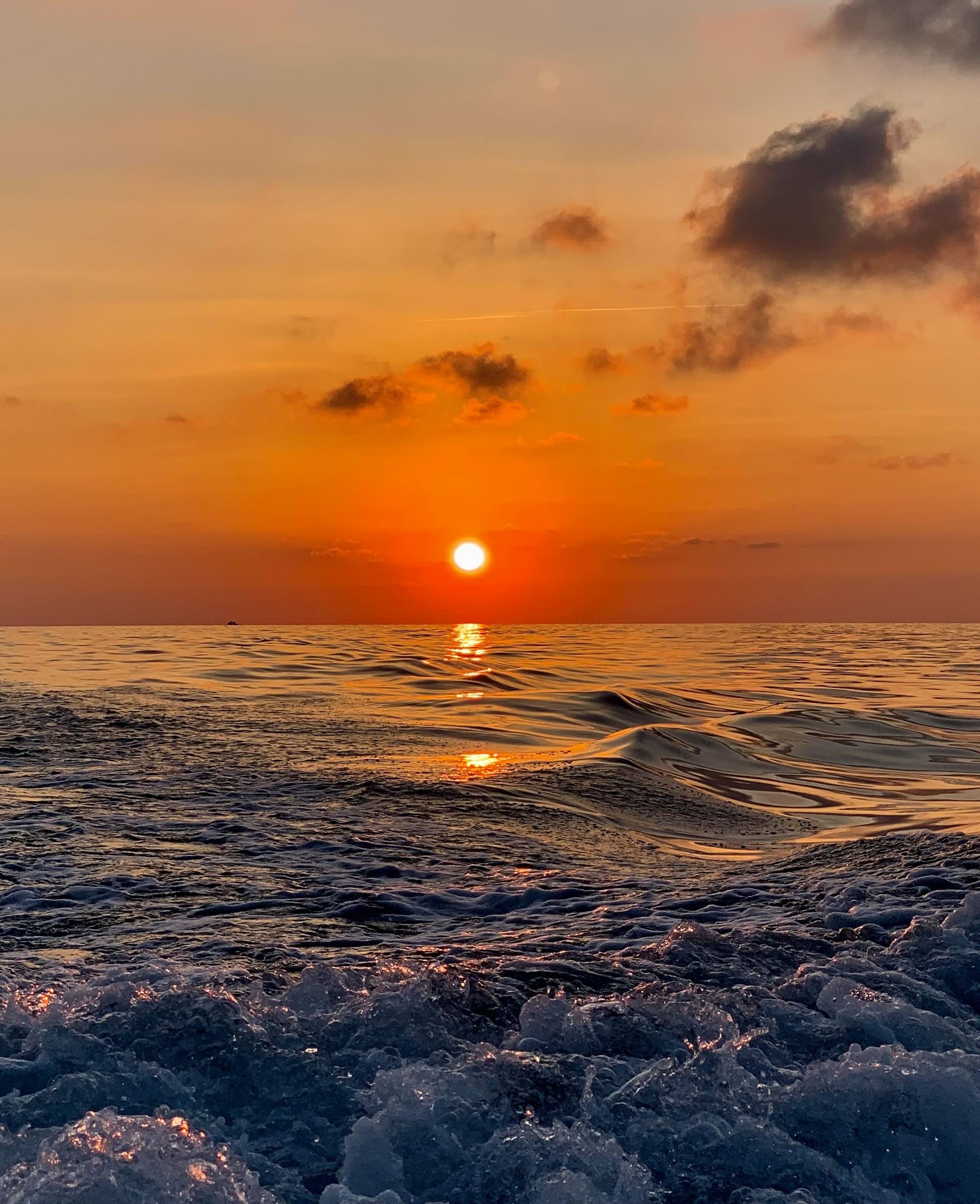 Solnedgång över havet.