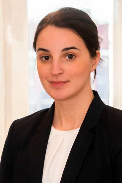 Aida Vojnikovic, Customer Service Coordinator