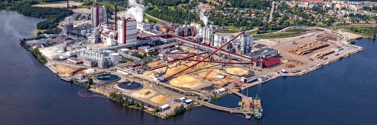 Östrands massafabrik. Östrand pulpmill. Foto taget 2019.