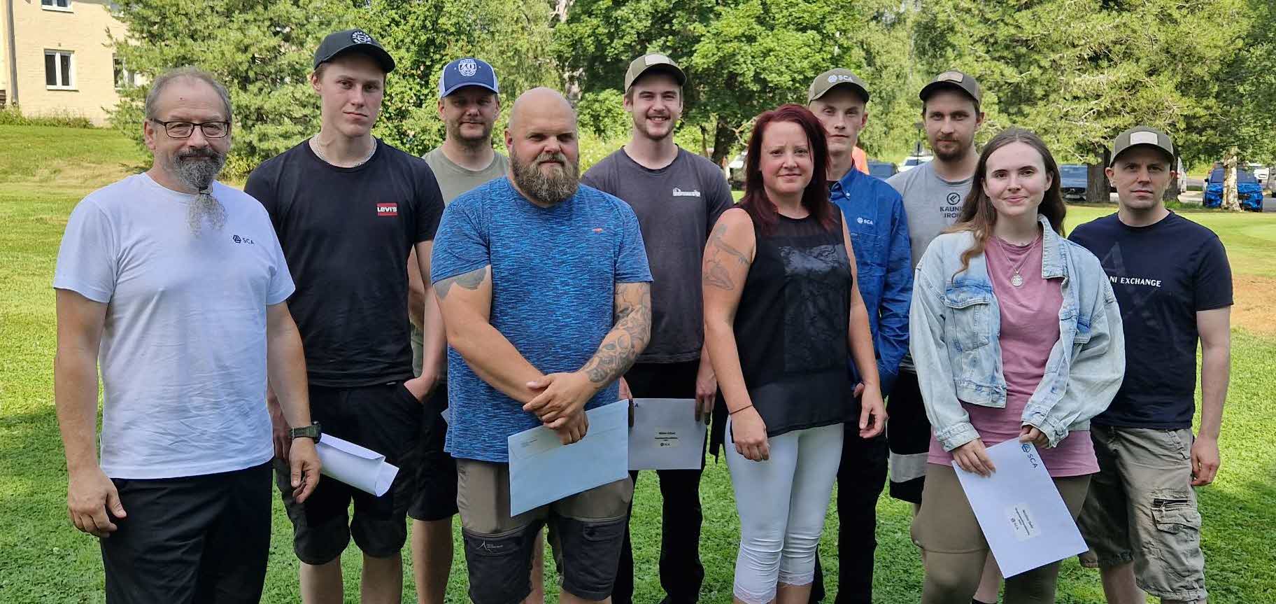gruppbild nyblivna skogsmaskinförare
