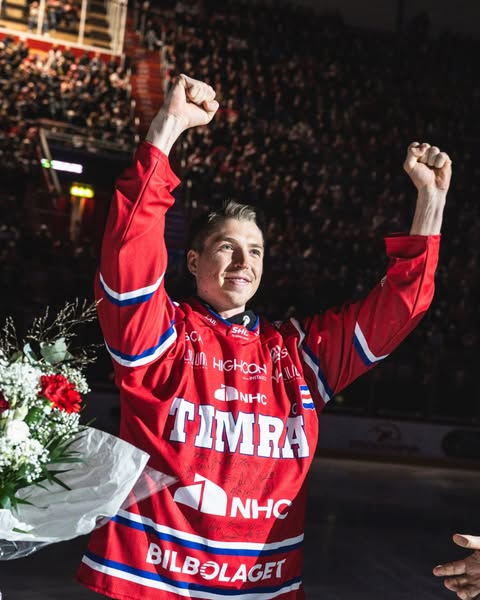 William Poromaa hyllas i SCA Arena
