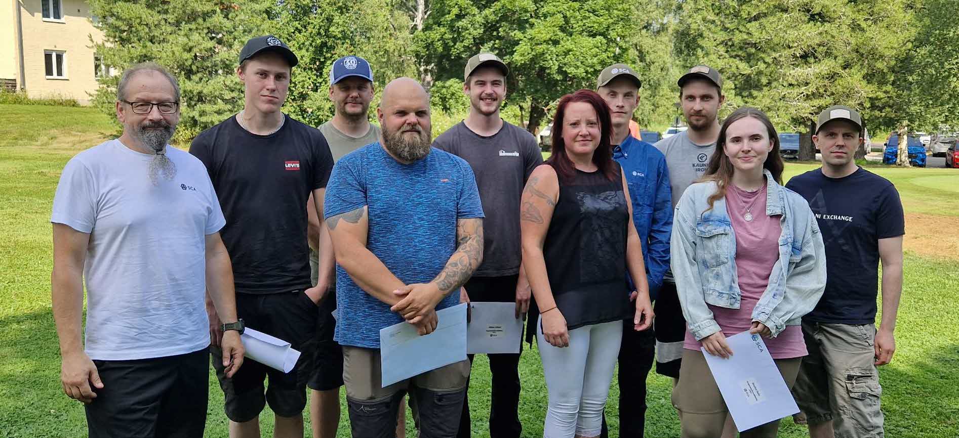 the second group of nes forest machine operators