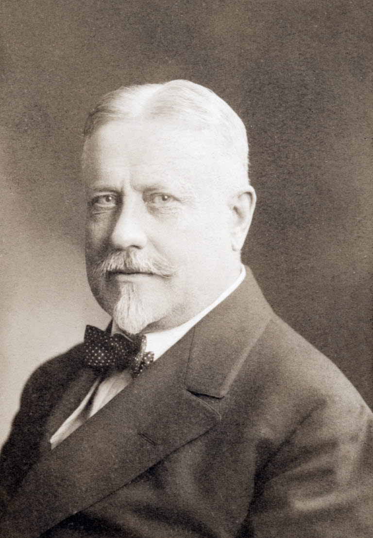 Erik August Enhörning.