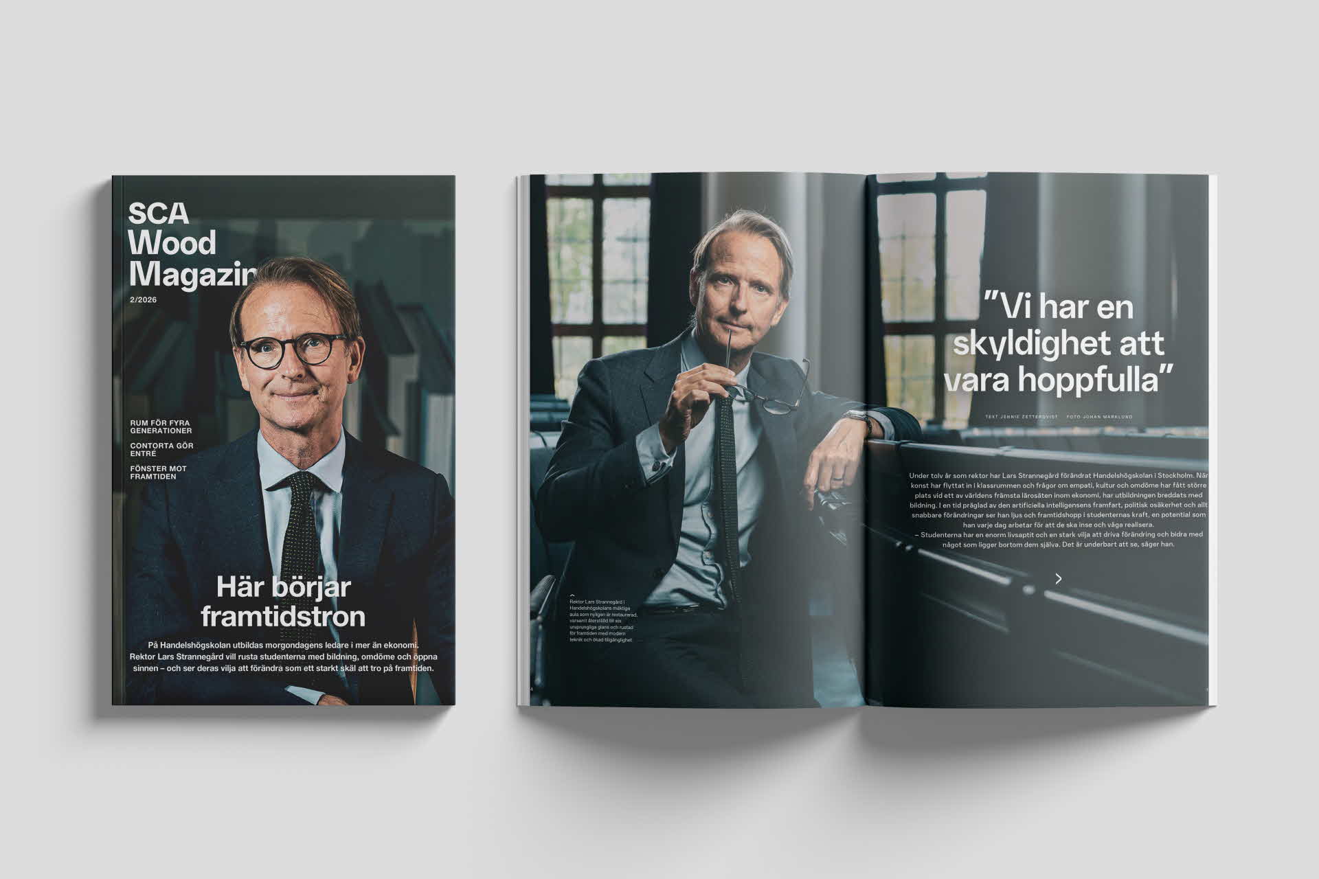 En bild på SCA Wood Magazine nummer 2 2026. På framsidan en man som ler mot kameran.