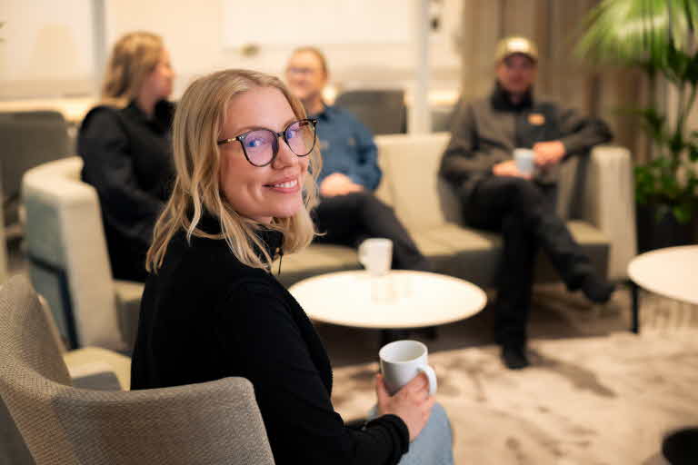 Fika i kontorsmiljö